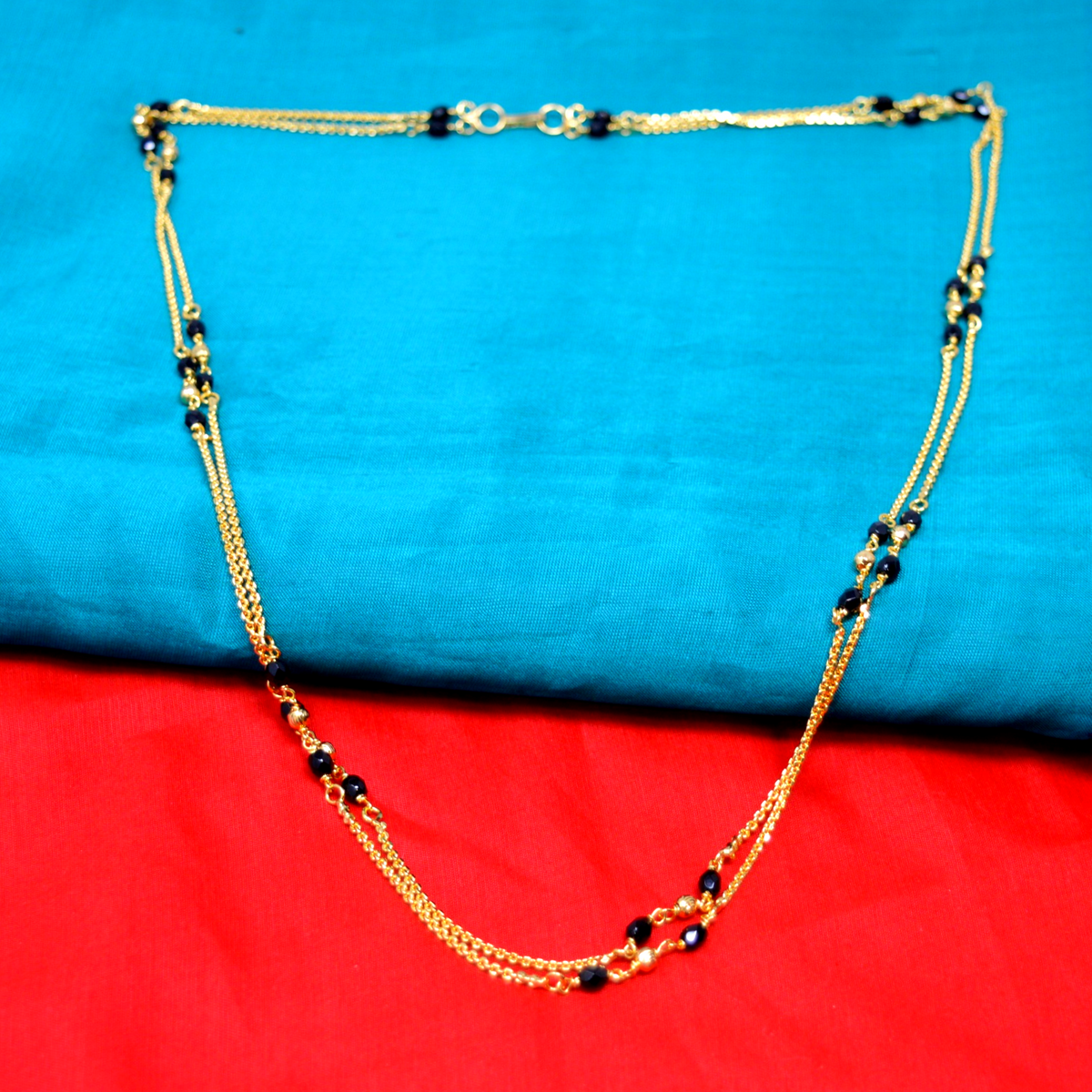 Gold chain with hot sale black beads designs